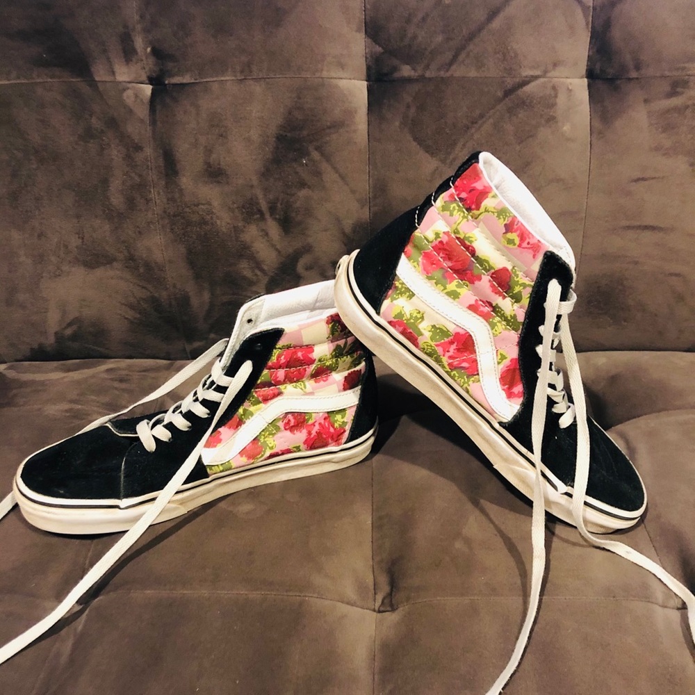 High top rose vans size 8.5